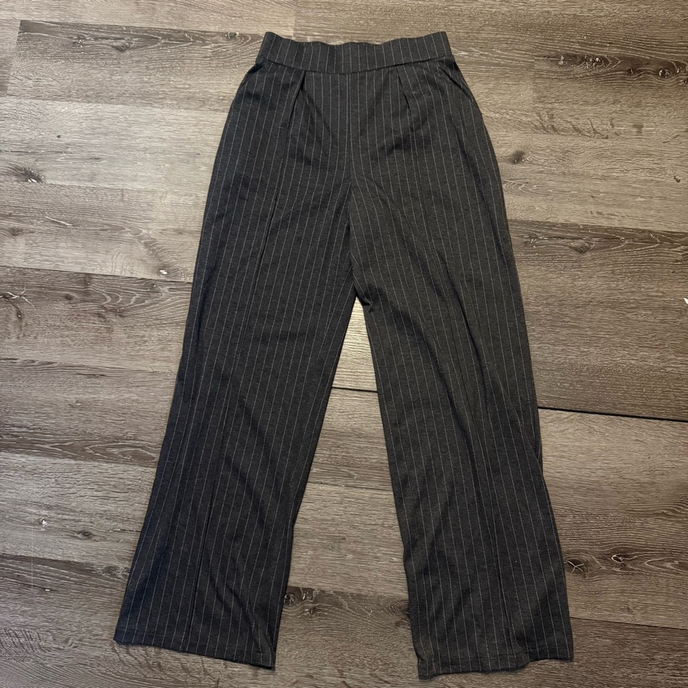 Grey Pinstripe Wide Leg Pants (With Pockets!)